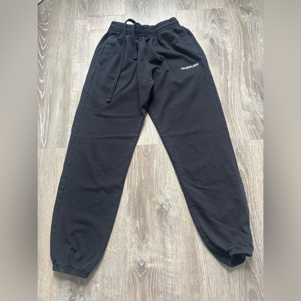 TALENTLESS  Black Fleece Joggers Size S